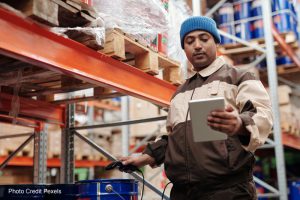 Warehousing inventory man